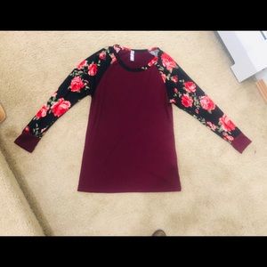 Small burgundy floral long sleeve tee